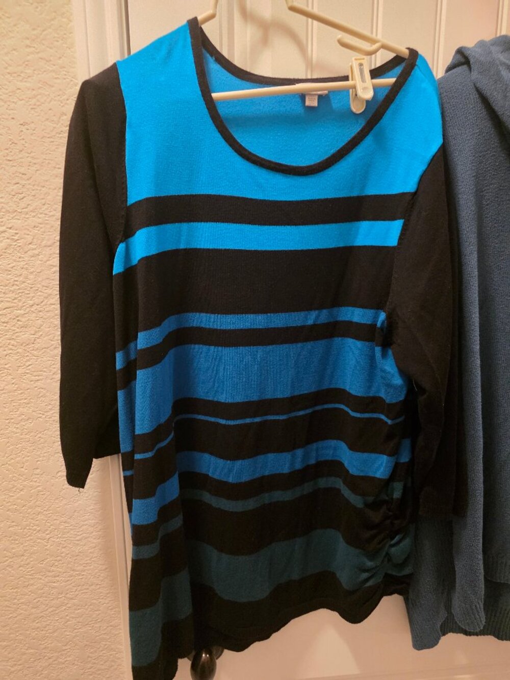 Avenue Blue Black Striped Tunic Sweater 22/24 Plus Size Lightweight Knit Top